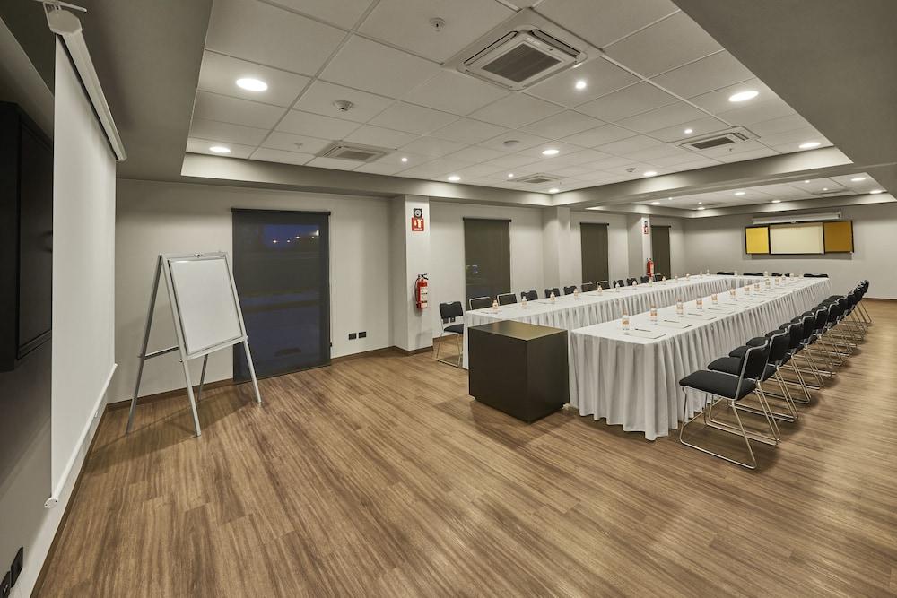 City Express By Marriott Tepic Buitenkant foto